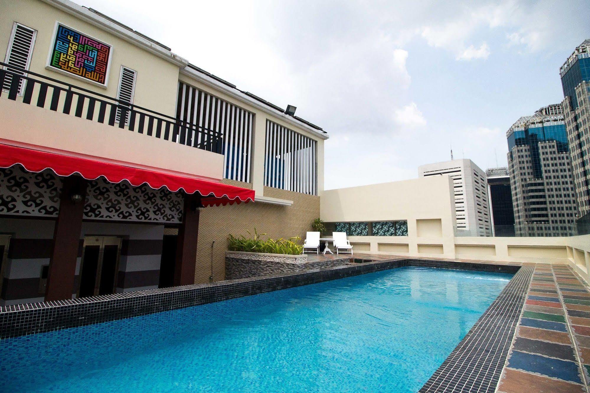 Reddoorz Premium @ Thamrin Kebon Sirih Jacarta Exterior foto