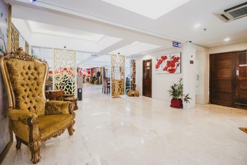 Reddoorz Premium @ Thamrin Kebon Sirih Jacarta Exterior foto